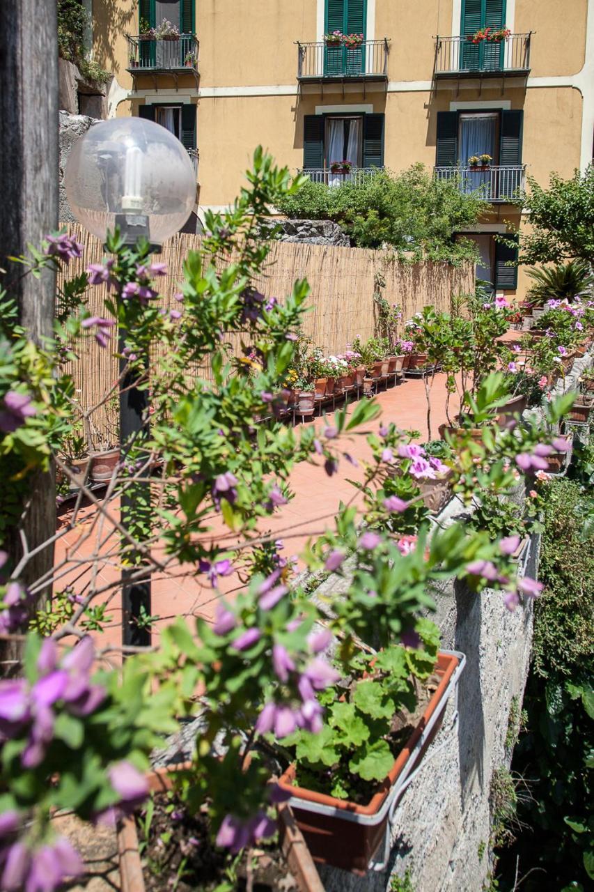 Hotel L'Argine Fiorito Atrani Eksteriør billede